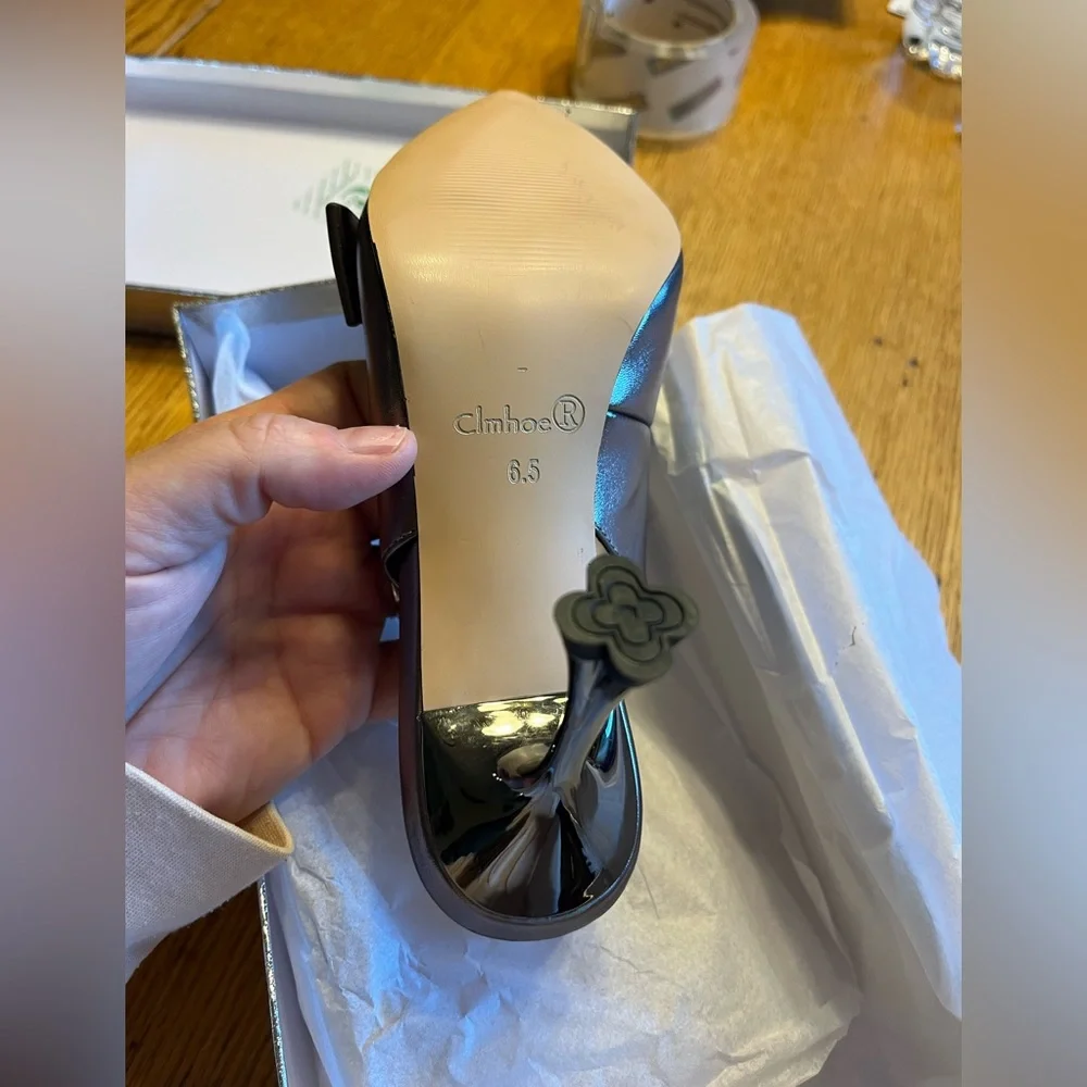 NIB Clmhoe Metallic Slingback Heels Size 6.5 Pointed Toe Bow Kitten Heel - Picture 5 of 6